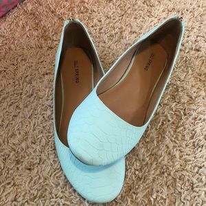 Turquoise, zipper back flats